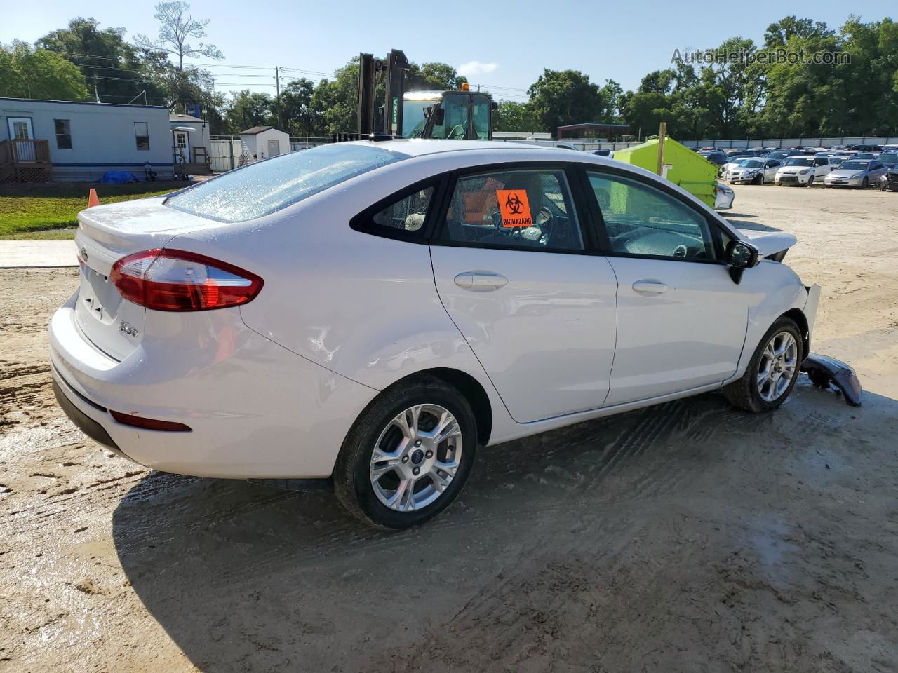 2016 Ford Fiesta Se Белый vin: 3FADP4BJ9GM182871