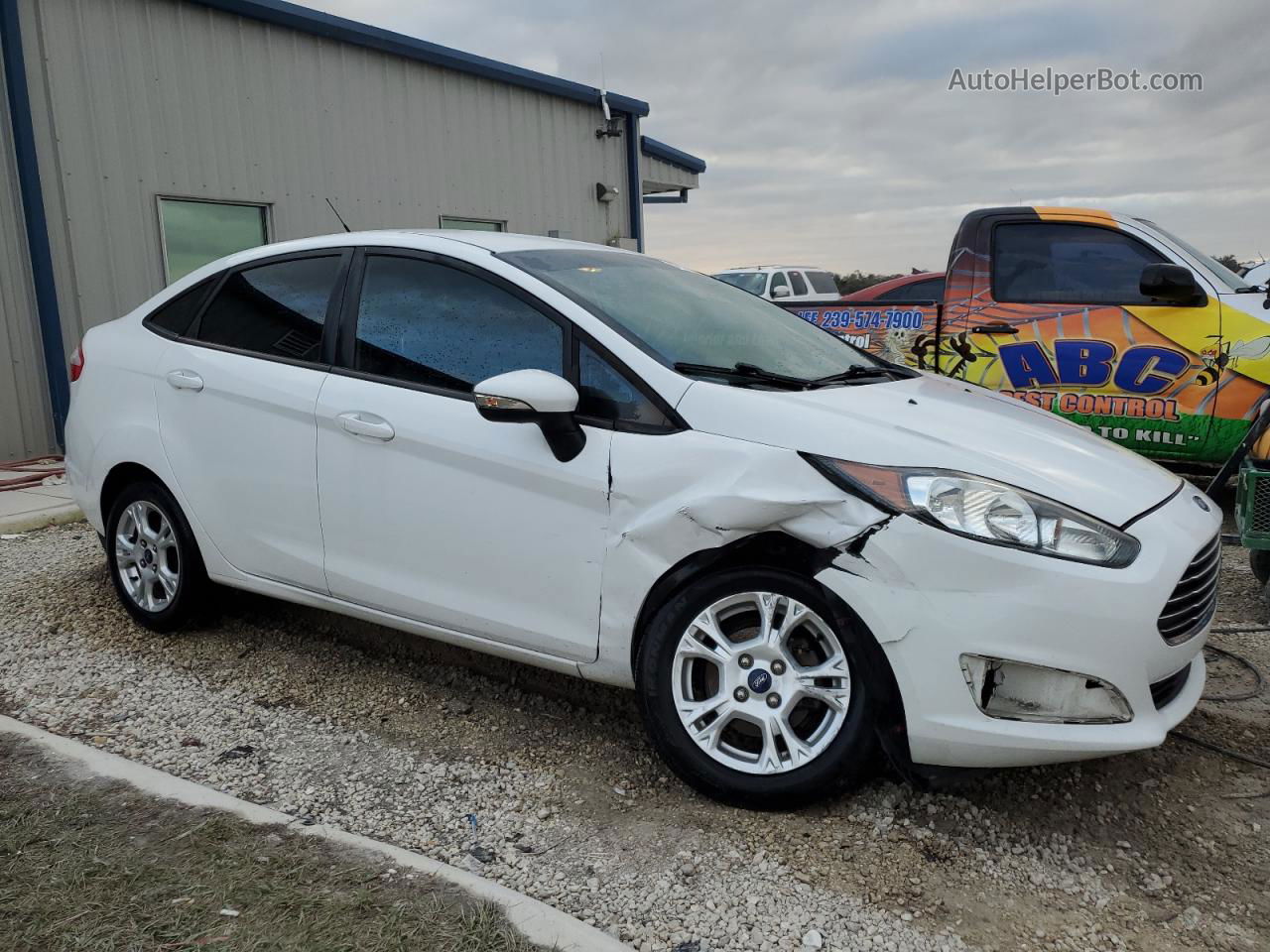 2016 Ford Fiesta Se White vin: 3FADP4BJ9GM203220