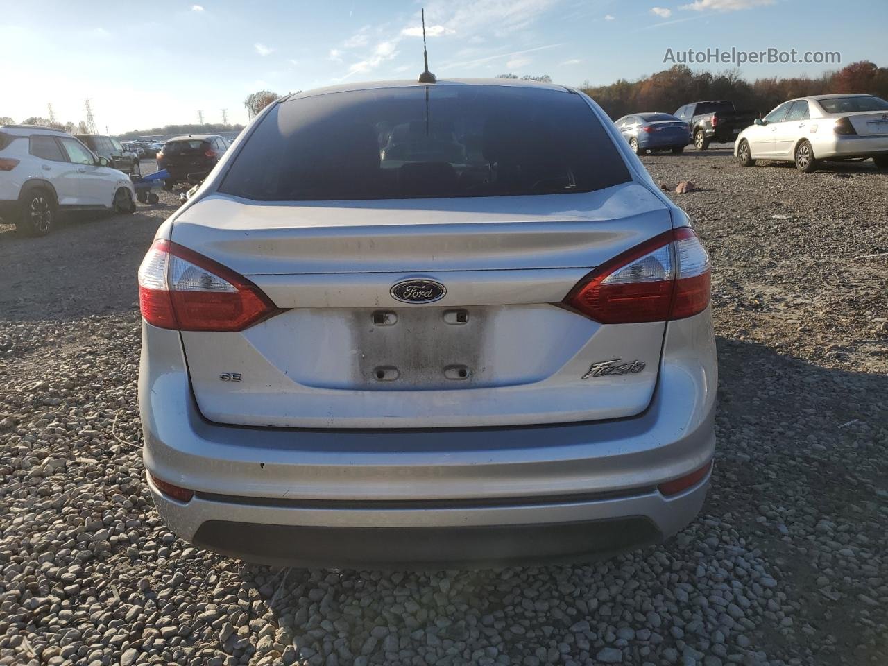 2017 Ford Fiesta Se Silver vin: 3FADP4BJ9HM121876