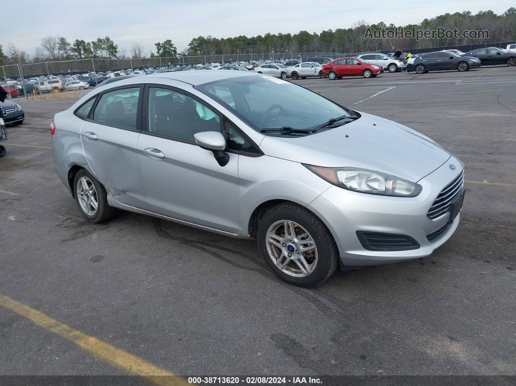 2017 Ford Fiesta Se Silver vin: 3FADP4BJ9HM149628