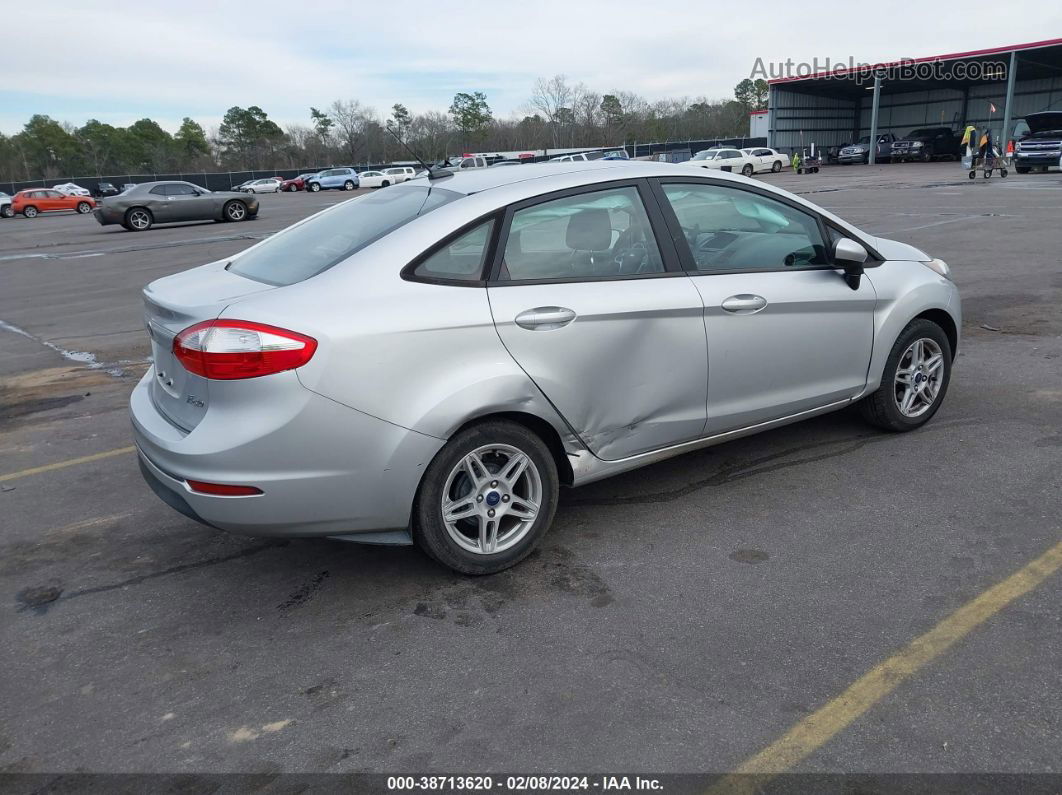 2017 Ford Fiesta Se Silver vin: 3FADP4BJ9HM149628