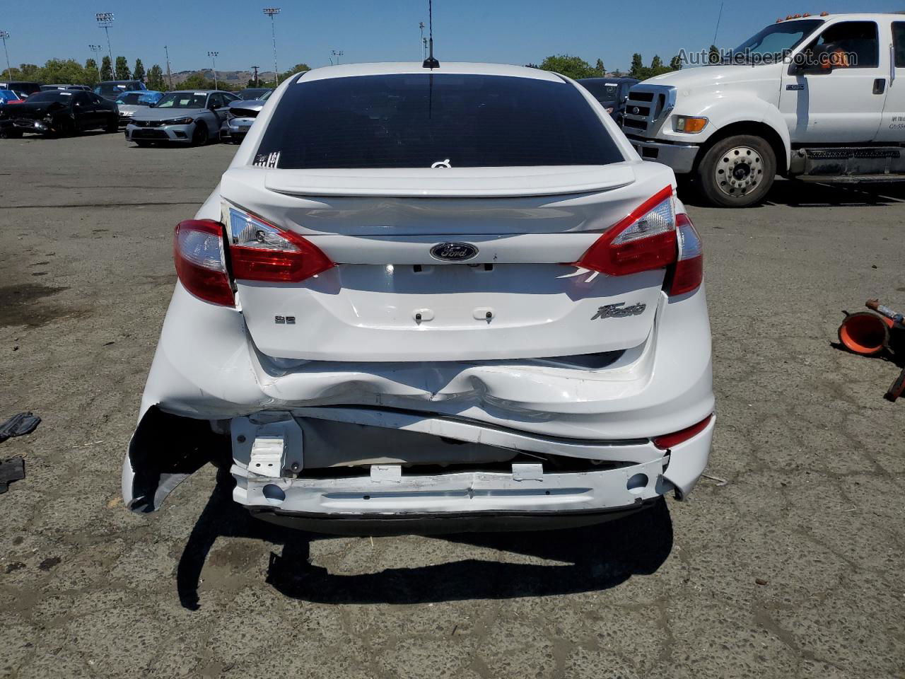 2019 Ford Fiesta Se White vin: 3FADP4BJ9KM148454