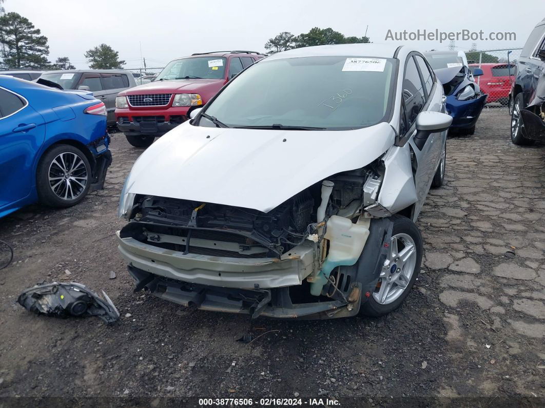 2019 Ford Fiesta Se Silver vin: 3FADP4BJ9KM158689