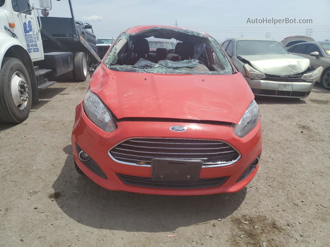 2015 Ford Fiesta Se Красный vin: 3FADP4BJXFM110866