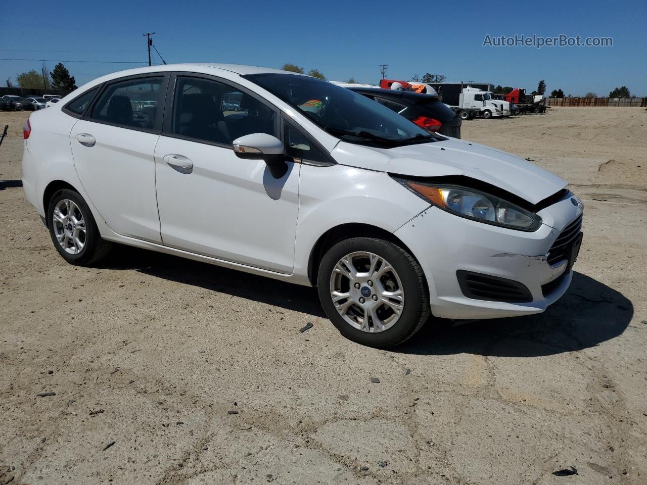 2015 Ford Fiesta Se Белый vin: 3FADP4BJXFM141874