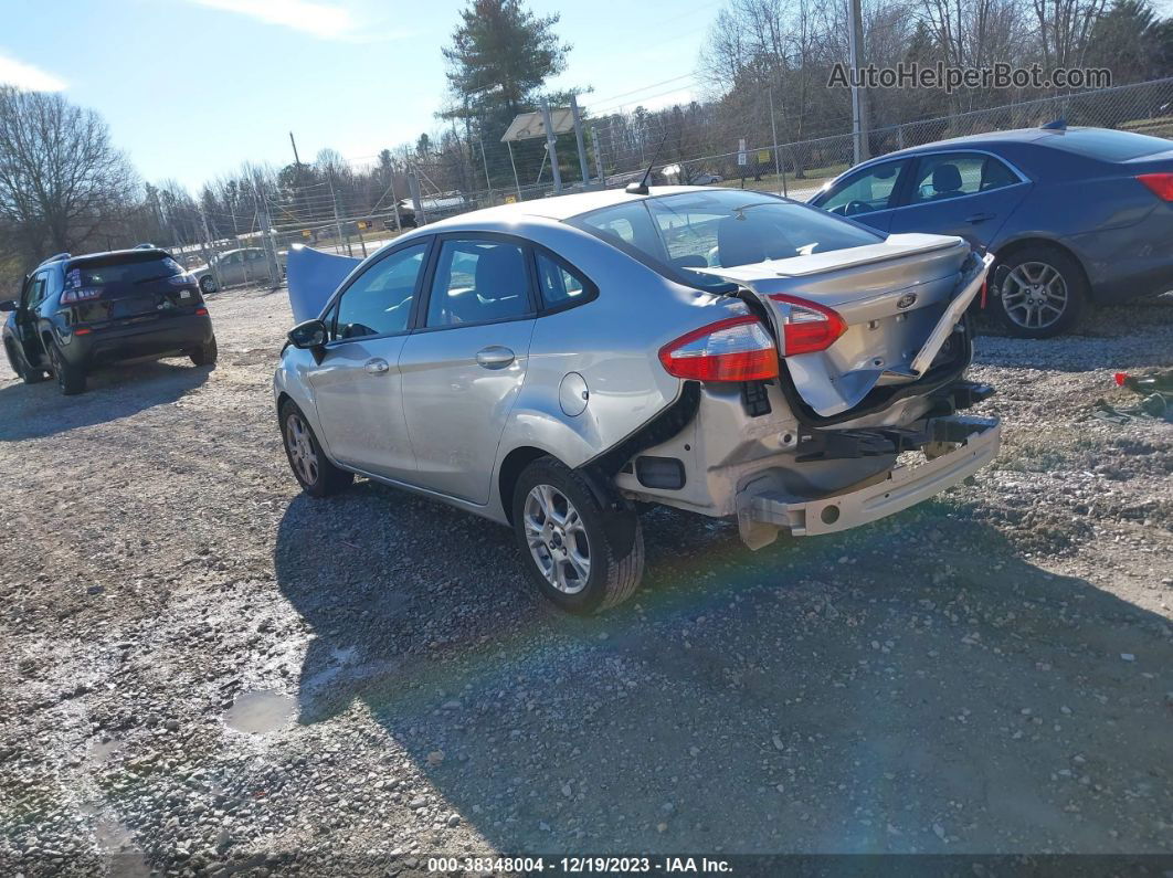 2019 Ford Fiesta Se Silver vin: 3FADP4BJXKM105984