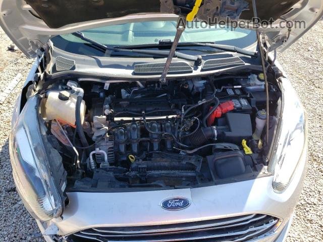 2019 Ford Fiesta Se Серебряный vin: 3FADP4BJXKM118363