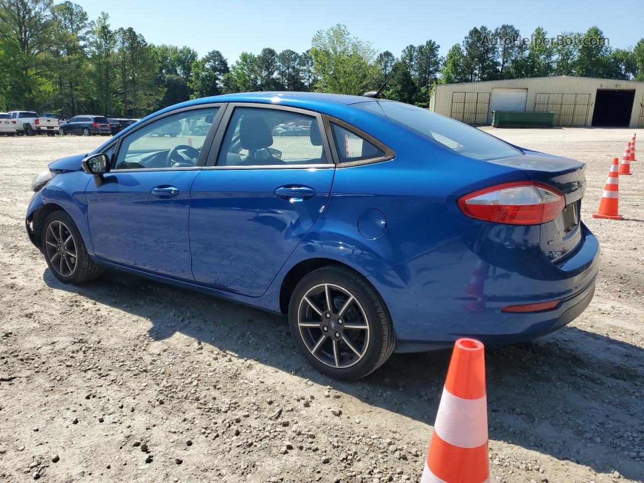 2019 Ford Fiesta Se Blue vin: 3FADP4BJXKM125782