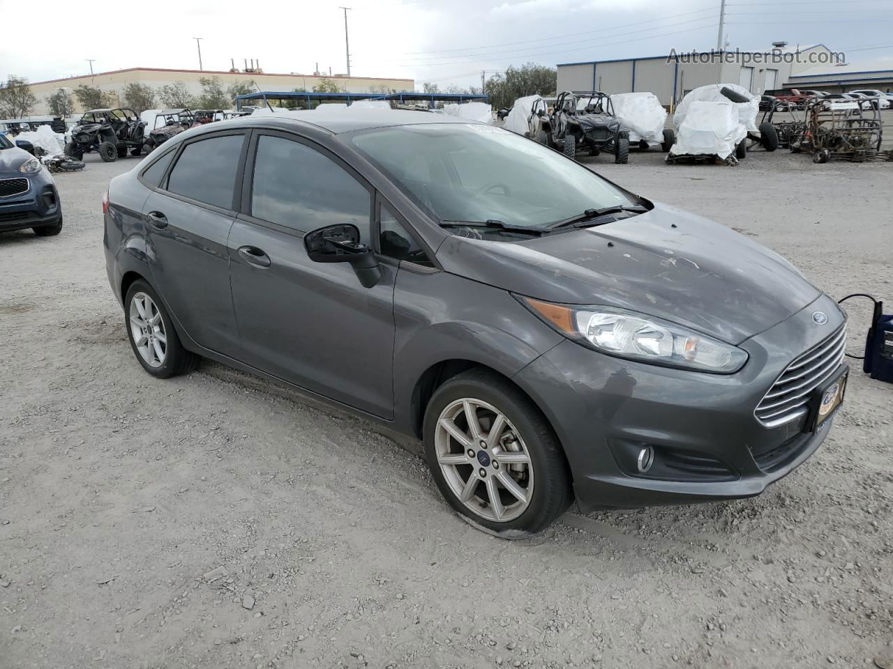 2019 Ford Fiesta Se Gray vin: 3FADP4BJXKM127628