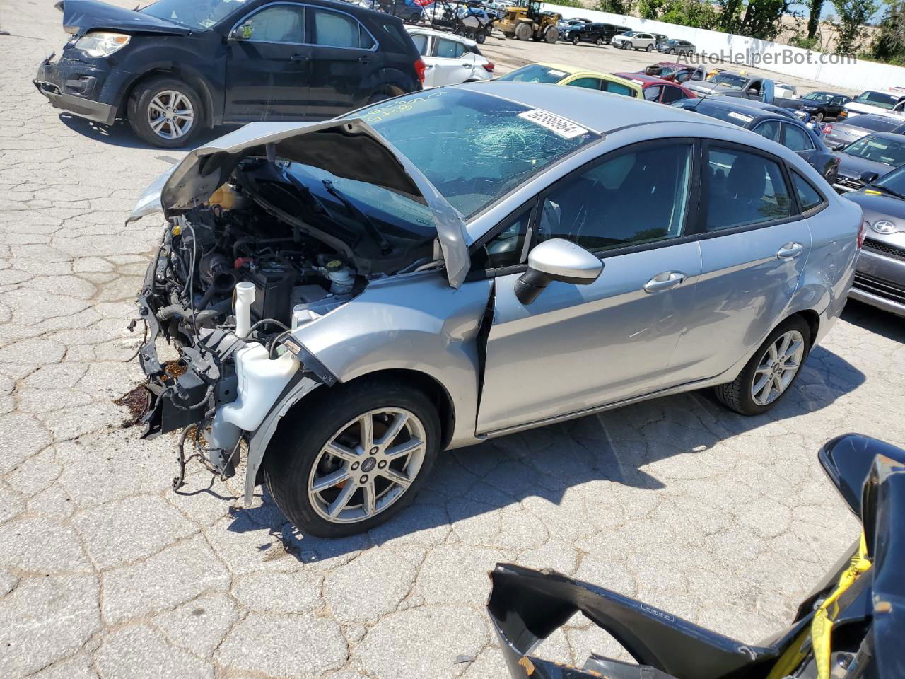 2019 Ford Fiesta Se Silver vin: 3FADP4BJXKM137365