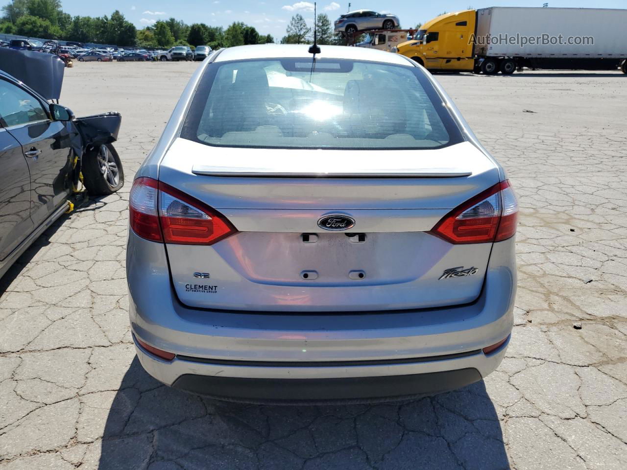 2019 Ford Fiesta Se Silver vin: 3FADP4BJXKM137365