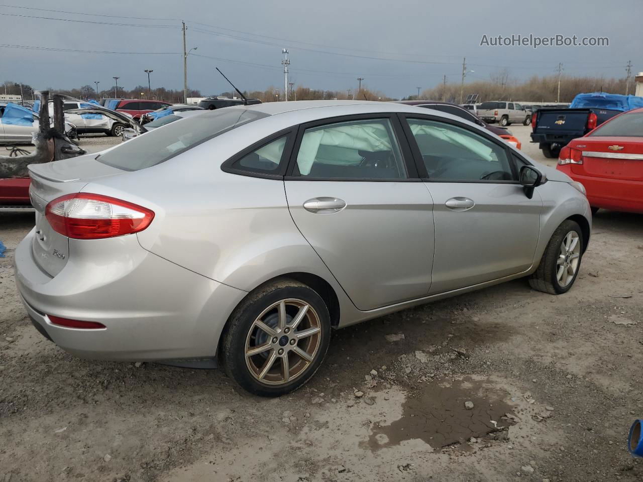 2019 Ford Fiesta Se Серебряный vin: 3FADP4BJXKM149600