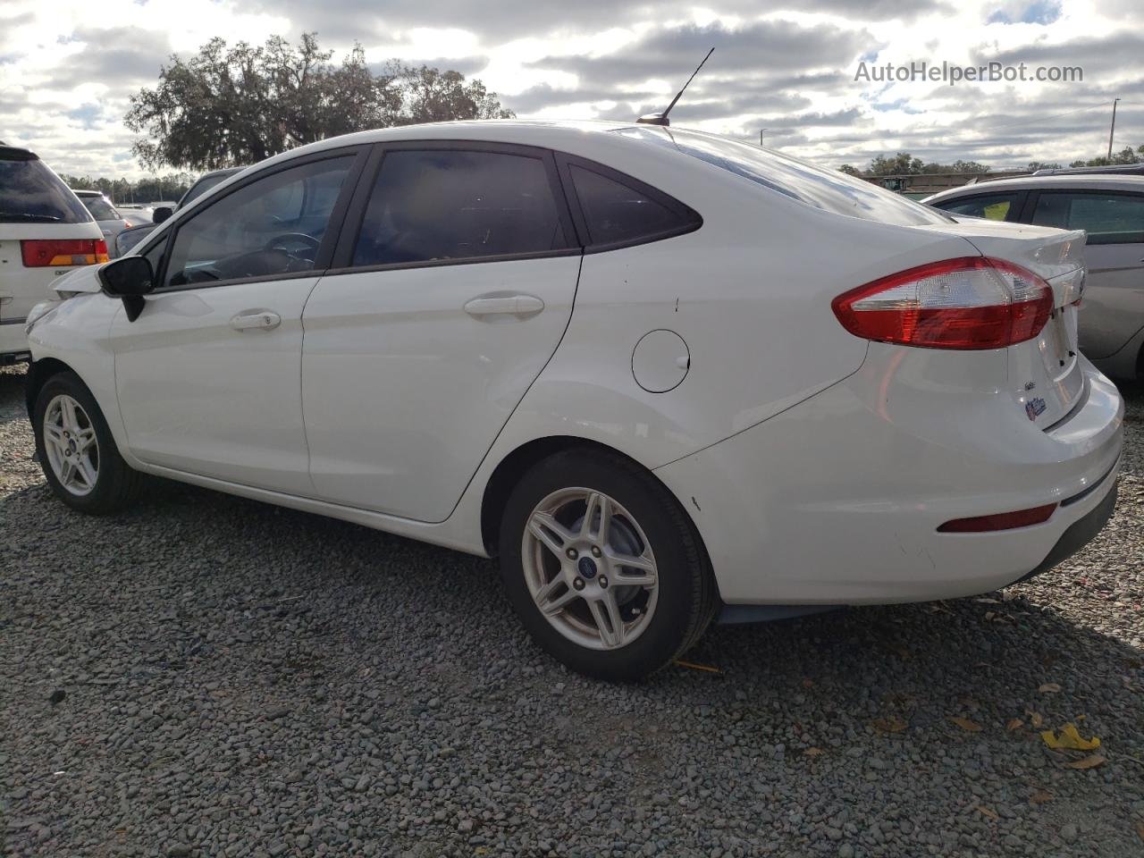 2019 Ford Fiesta Se White vin: 3FADP4BJXKM161486