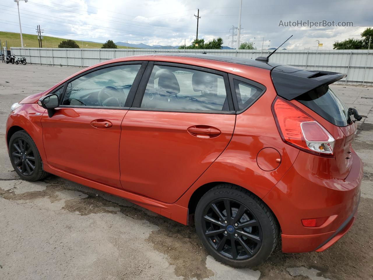 2019 Ford Fiesta St Red vin: 3FADP4DJ1KM141155