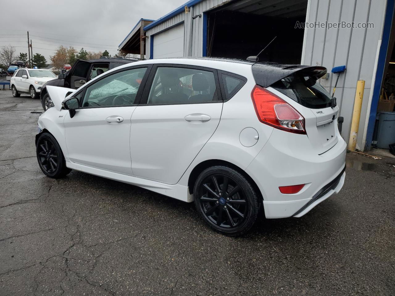 2019 Ford Fiesta St White vin: 3FADP4DJ4KM154949