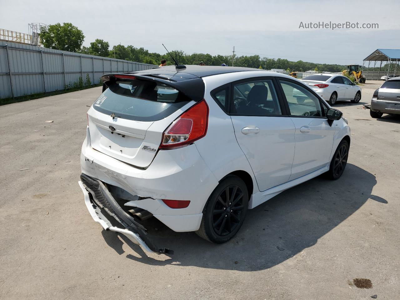 2019 Ford Fiesta St White vin: 3FADP4DJ7KM116020