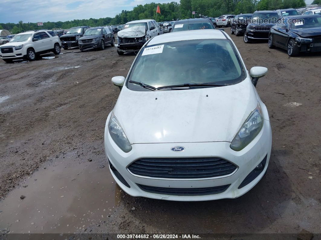 2015 Ford Fiesta Se White vin: 3FADP4EE4FM109985