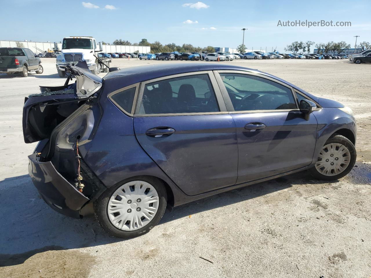 2016 Ford Fiesta Se Blue vin: 3FADP4EE4GM184588