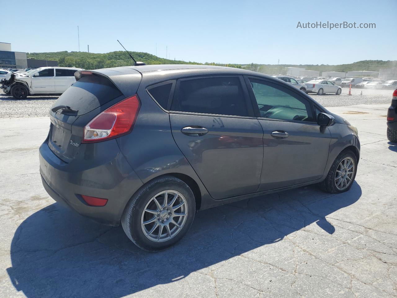 2017 Ford Fiesta Se Gray vin: 3FADP4EE7HM143051