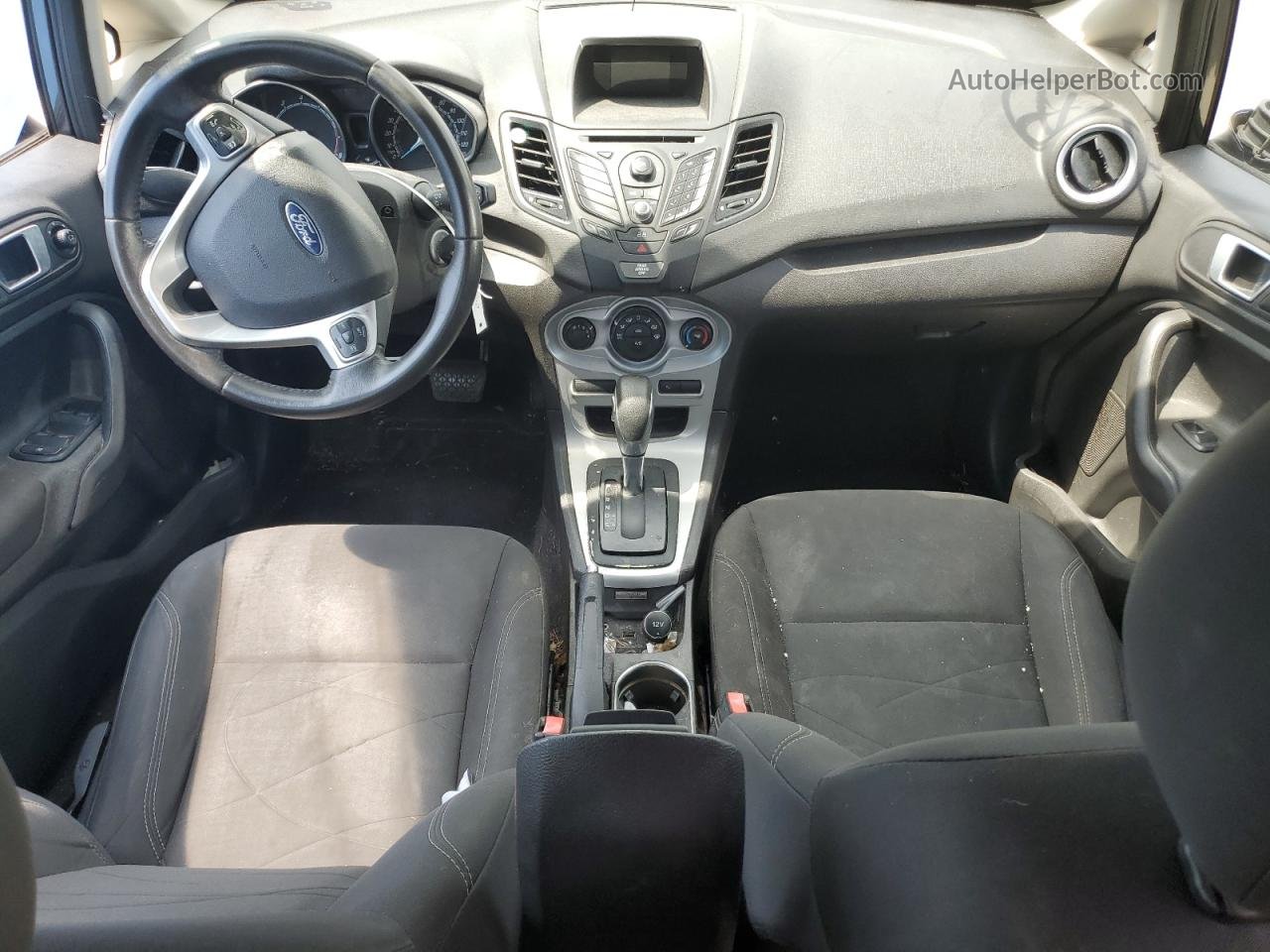 2015 Ford Fiesta Se Серый vin: 3FADP4EJ0FM111505