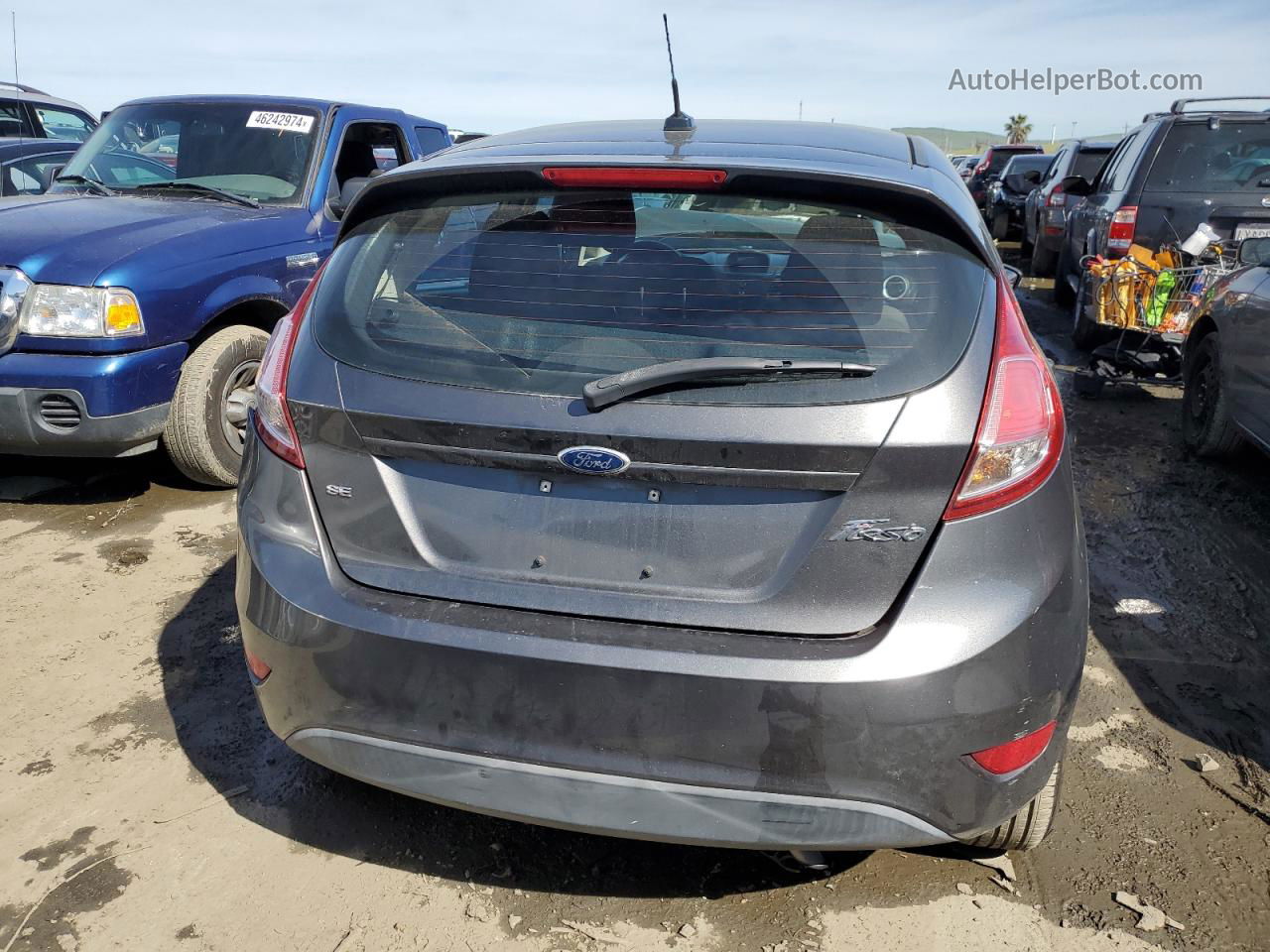 2015 Ford Fiesta Se Gray vin: 3FADP4EJ0FM214150