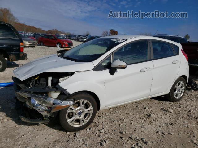 2016 Ford Fiesta Se White vin: 3FADP4EJ0GM130170