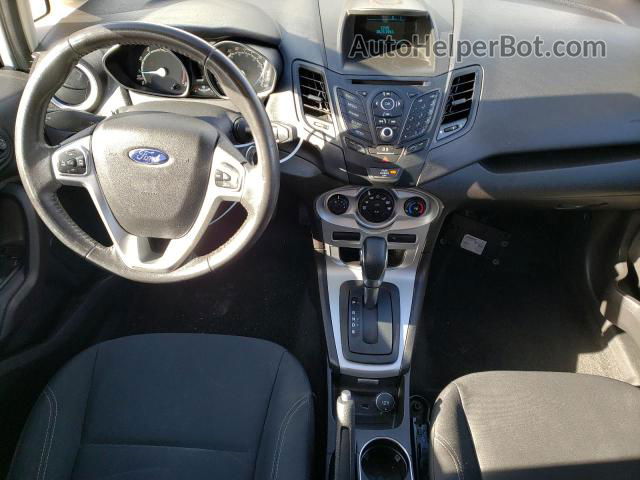 2016 Ford Fiesta Se White vin: 3FADP4EJ0GM130170