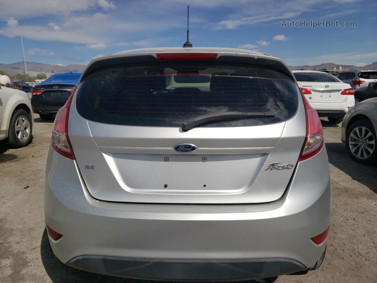 2016 Ford Fiesta Se Silver vin: 3FADP4EJ0GM151147