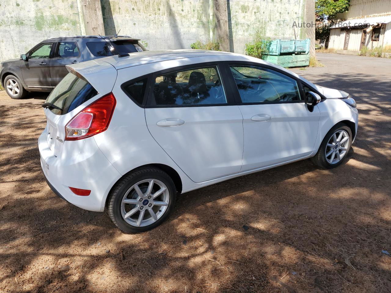 2016 Ford Fiesta Se White vin: 3FADP4EJ0GM178963