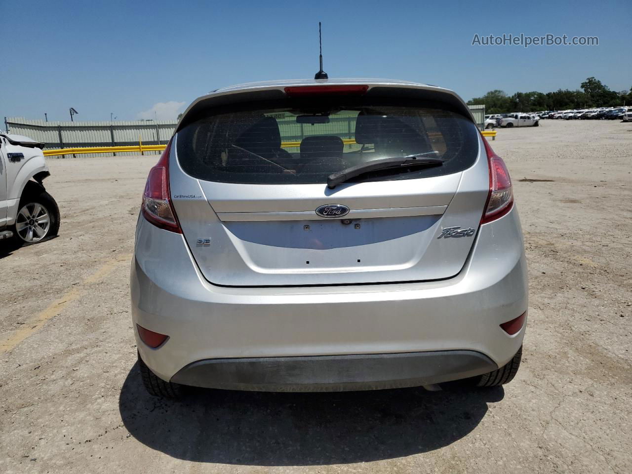 2019 Ford Fiesta Se Silver vin: 3FADP4EJ0KM118125