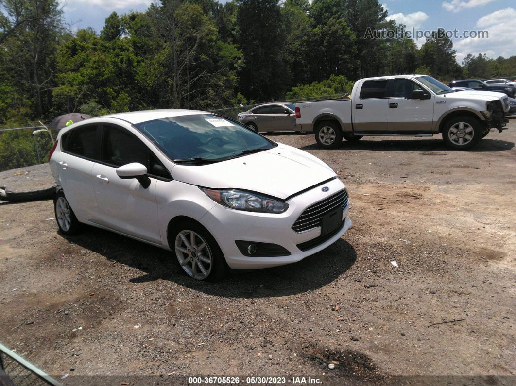 2019 Ford Fiesta Se White vin: 3FADP4EJ0KM123986