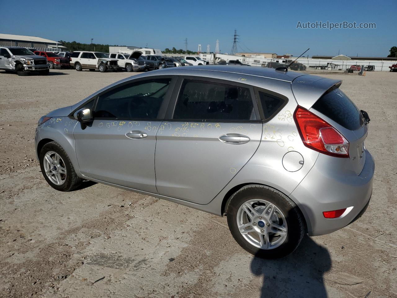 2019 Ford Fiesta Se Silver vin: 3FADP4EJ0KM129626