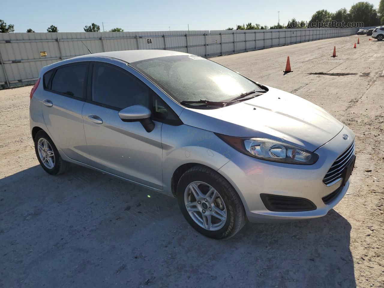 2019 Ford Fiesta Se Silver vin: 3FADP4EJ0KM129626