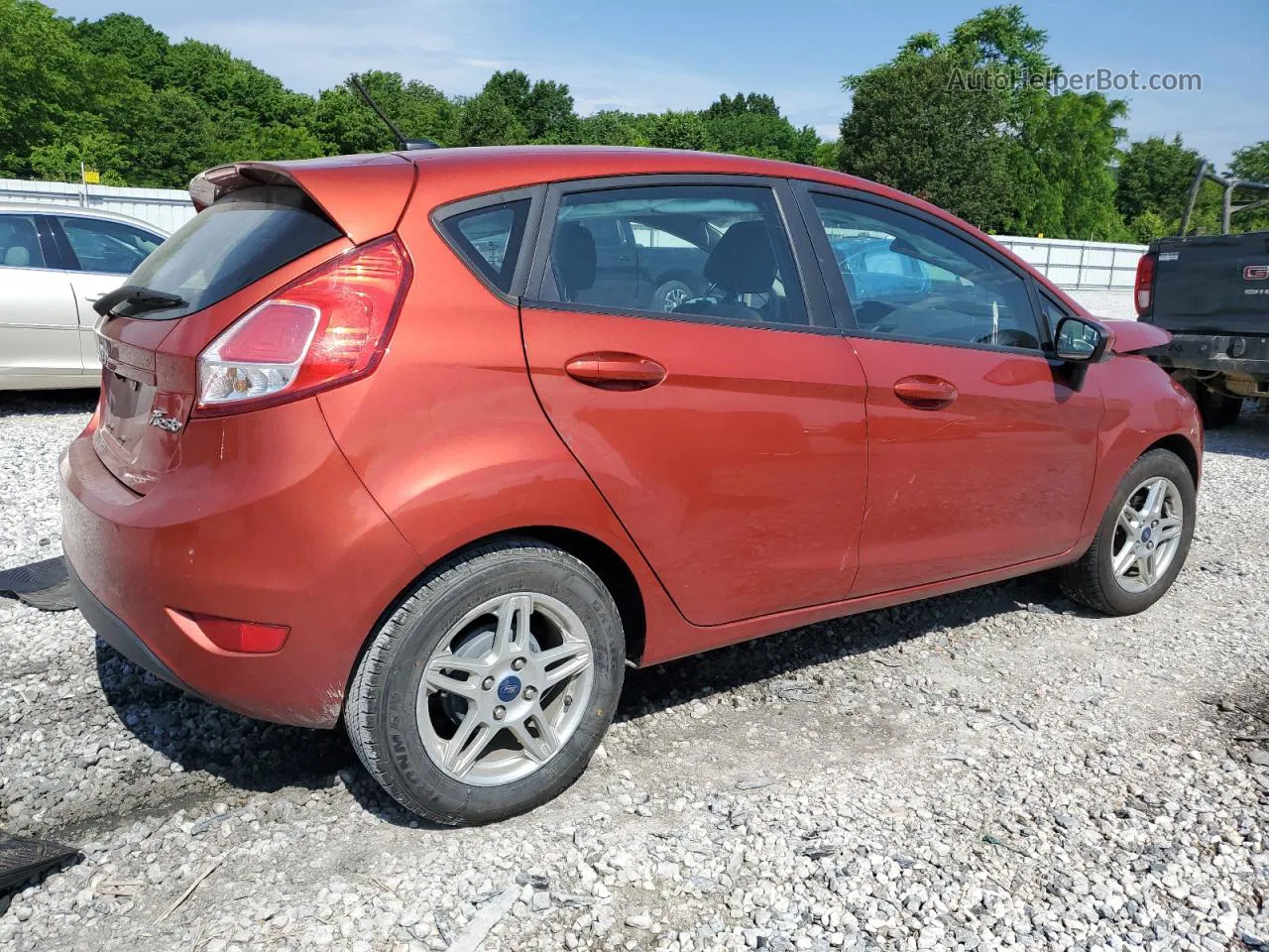 2019 Ford Fiesta Se Red vin: 3FADP4EJ0KM131604