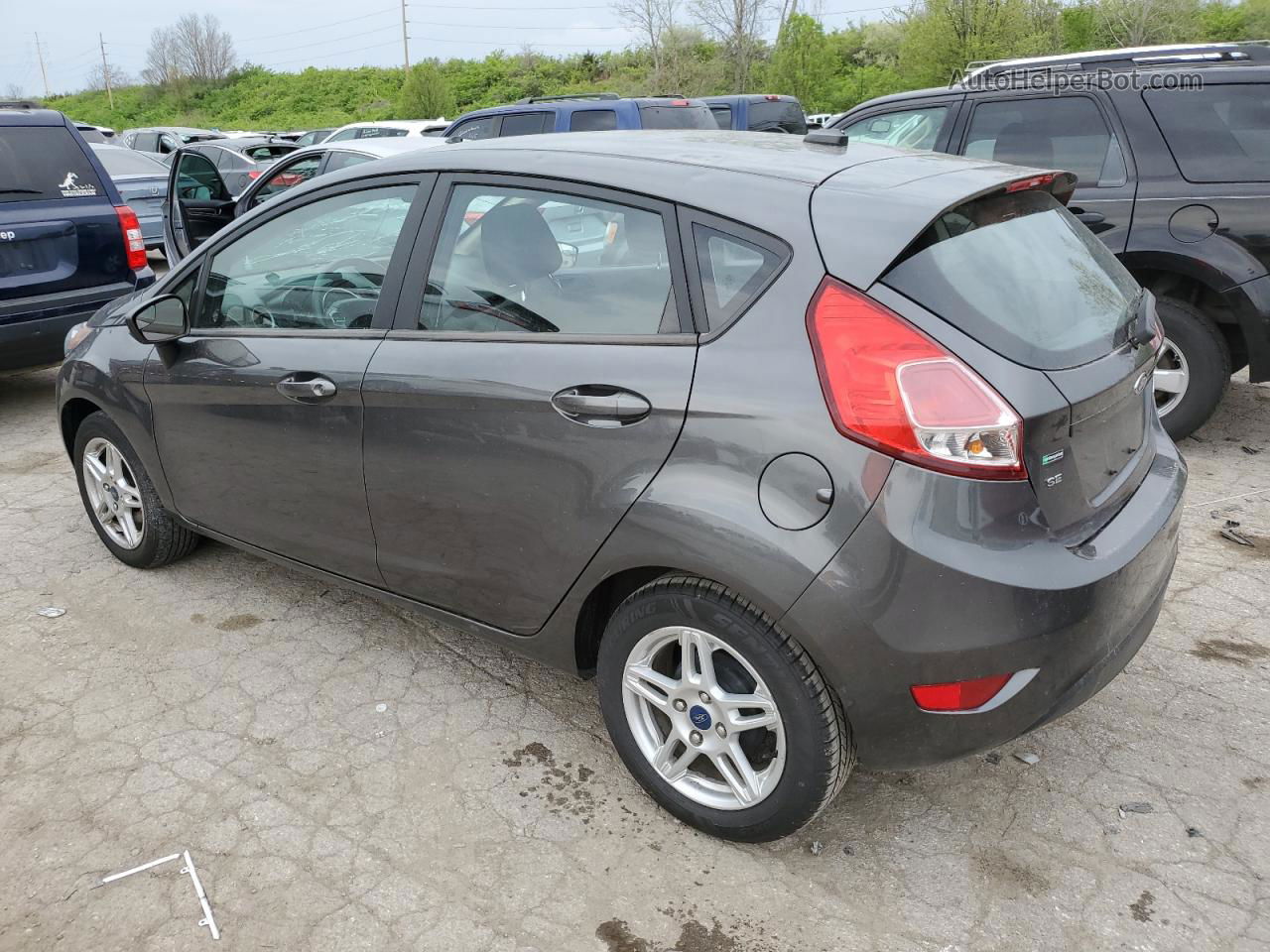 2019 Ford Fiesta Se Gray vin: 3FADP4EJ0KM142960