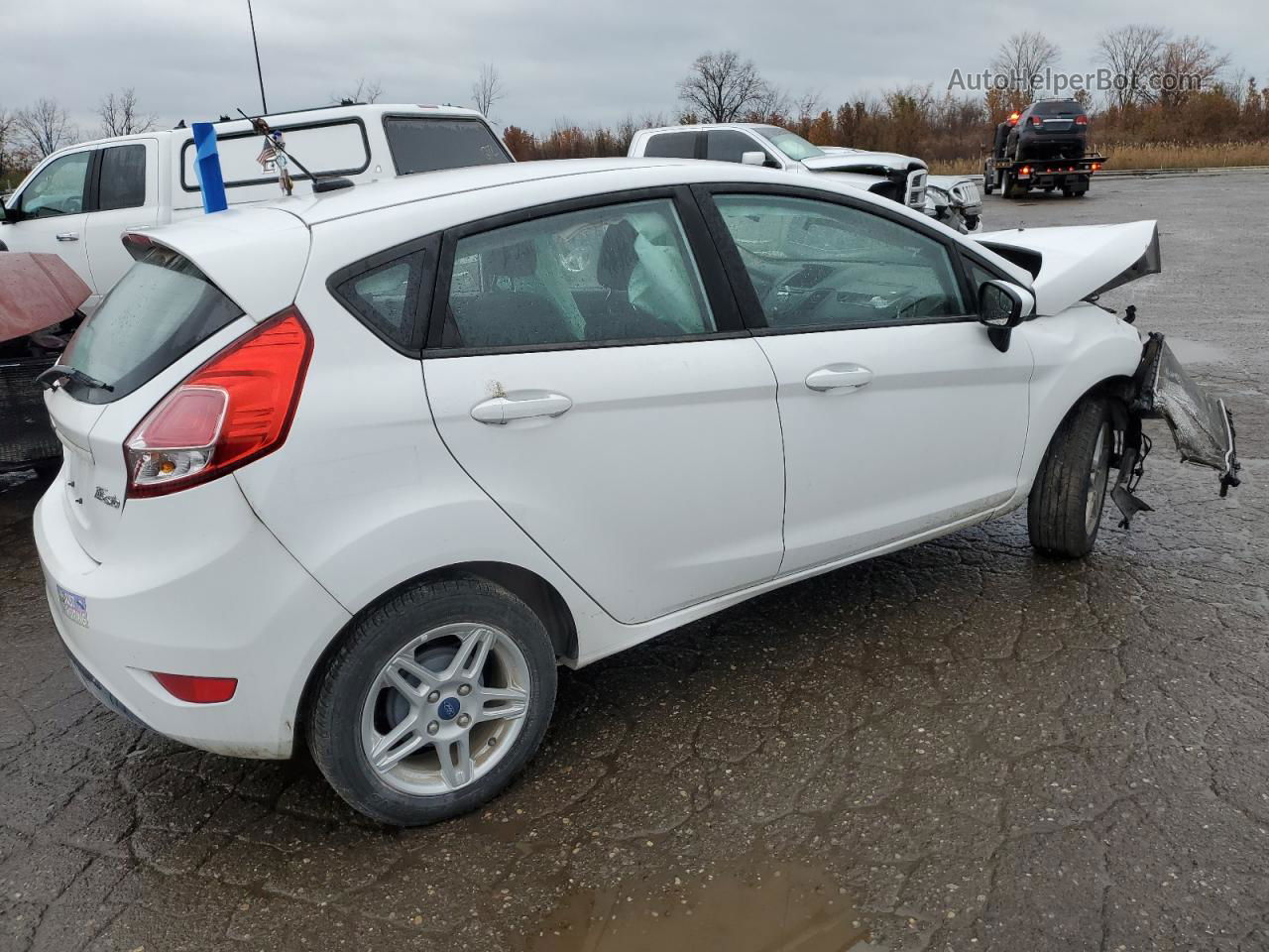 2019 Ford Fiesta Se Белый vin: 3FADP4EJ0KM147740