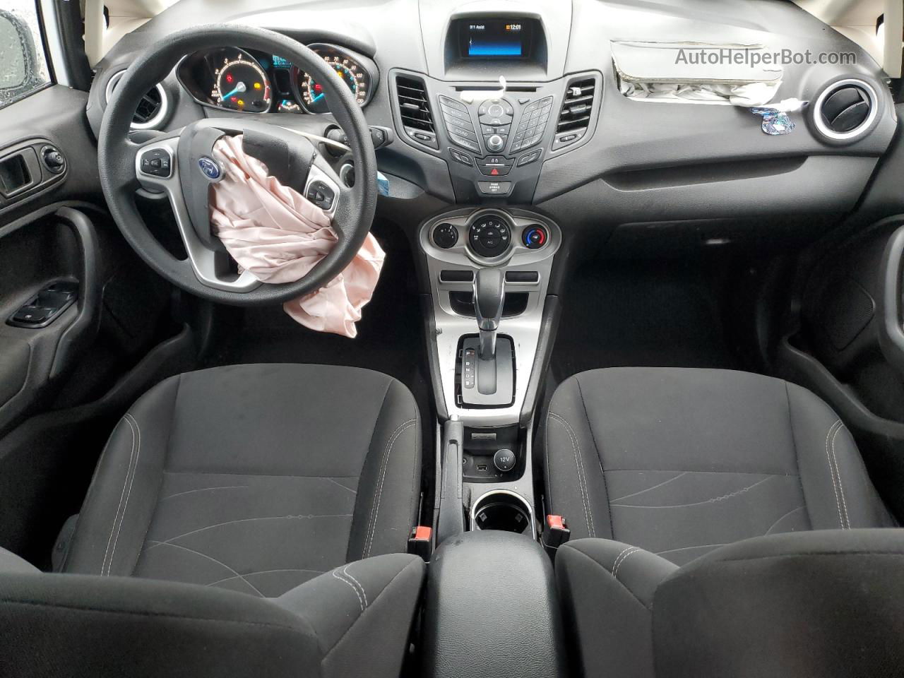 2019 Ford Fiesta Se White vin: 3FADP4EJ0KM147740