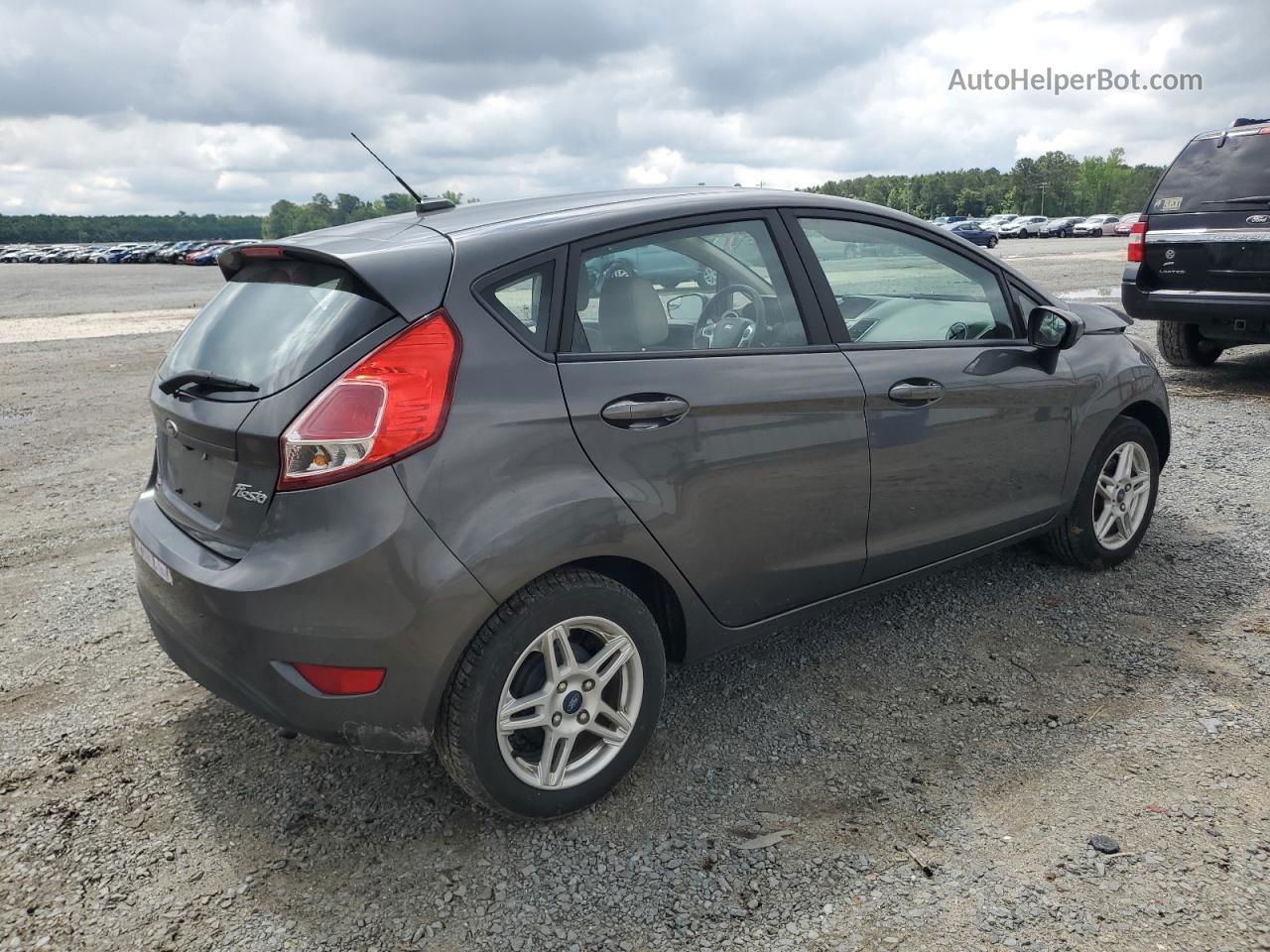 2019 Ford Fiesta Se Gray vin: 3FADP4EJ0KM157345