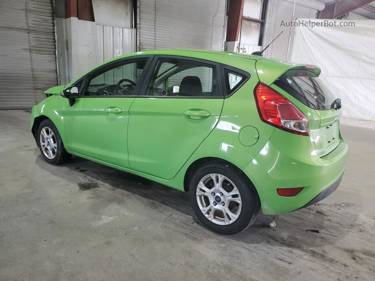 2015 Ford Fiesta Se Green vin: 3FADP4EJ1FM140592