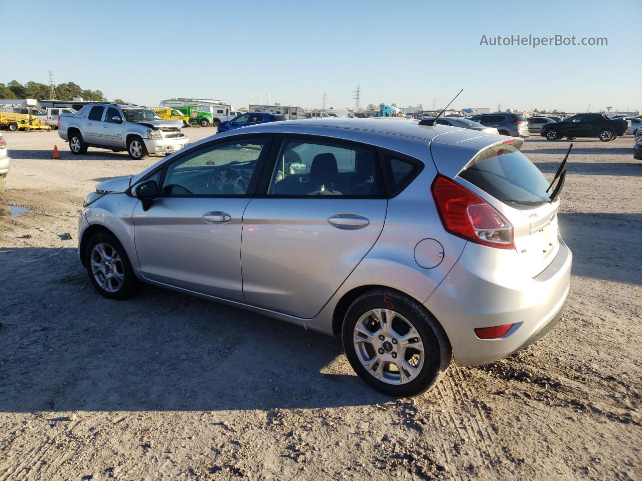 2016 Ford Fiesta Se Silver vin: 3FADP4EJ1GM104595