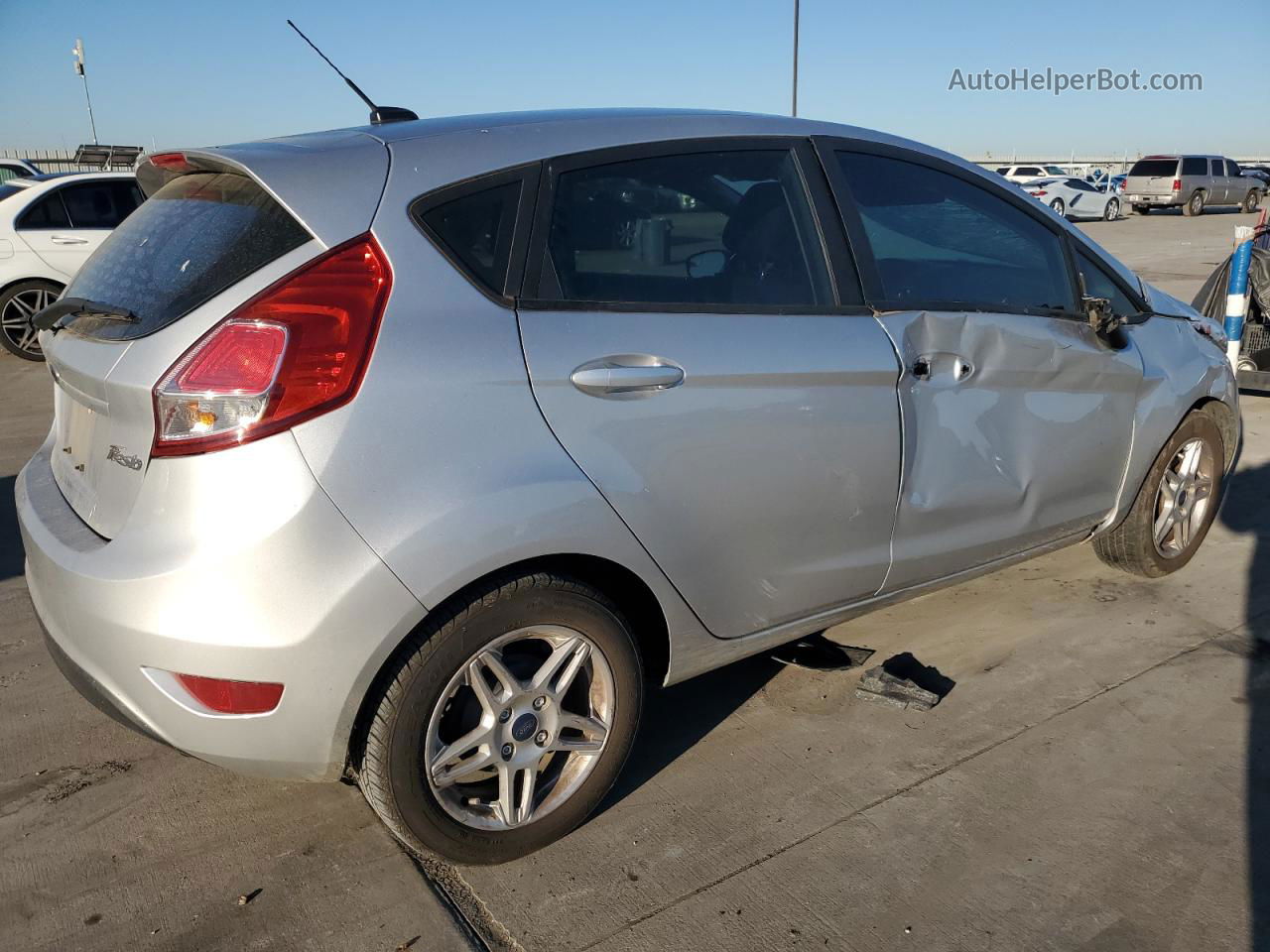 2017 Ford Fiesta Se Silver vin: 3FADP4EJ1HM144564