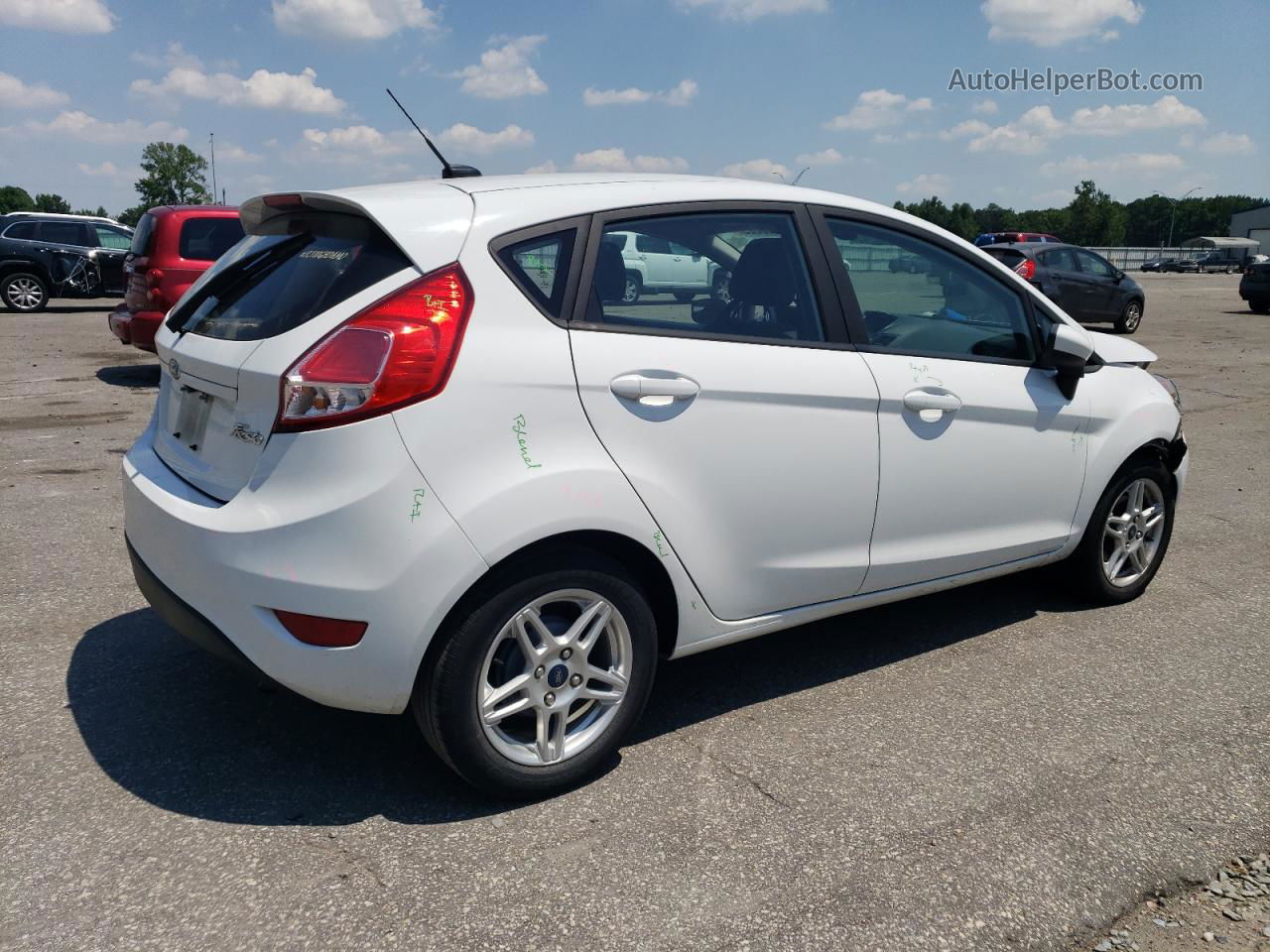 2019 Ford Fiesta Se White vin: 3FADP4EJ1KM109918