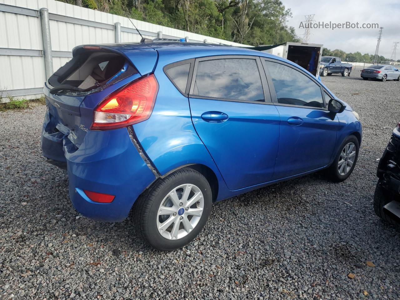 2011 Ford Fiesta Se Blue vin: 3FADP4EJ2BM174664