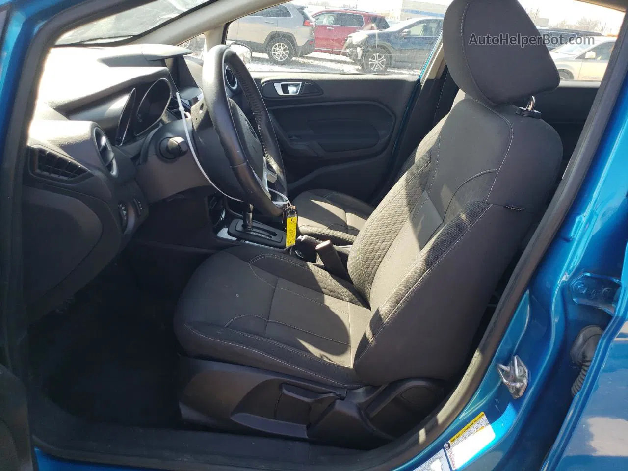 2015 Ford Fiesta Se Blue vin: 3FADP4EJ2FM220211