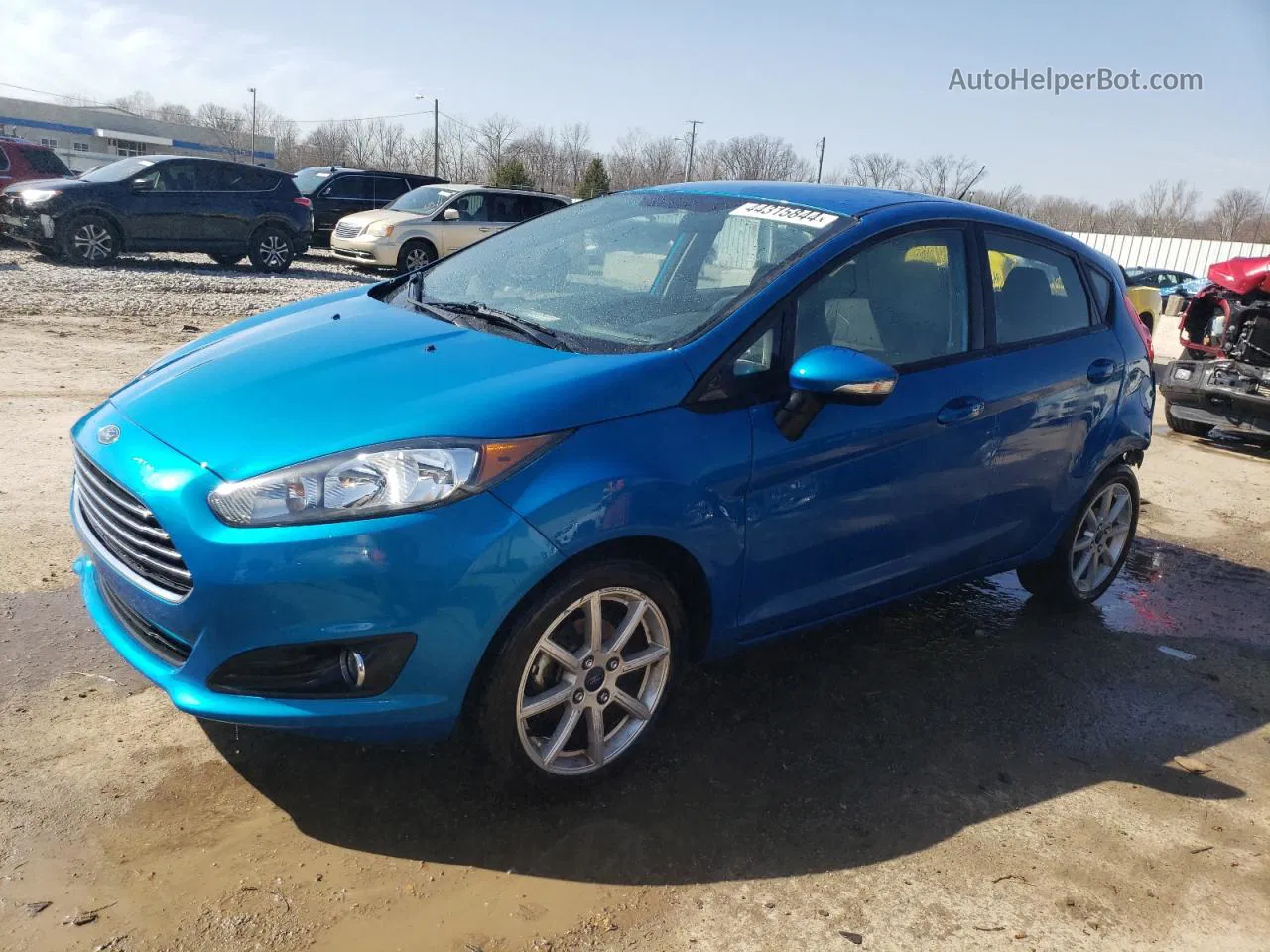 2015 Ford Fiesta Se Blue vin: 3FADP4EJ2FM220211