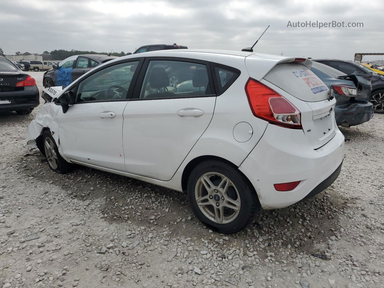 2019 Ford Fiesta Se White vin: 3FADP4EJ2KM109345