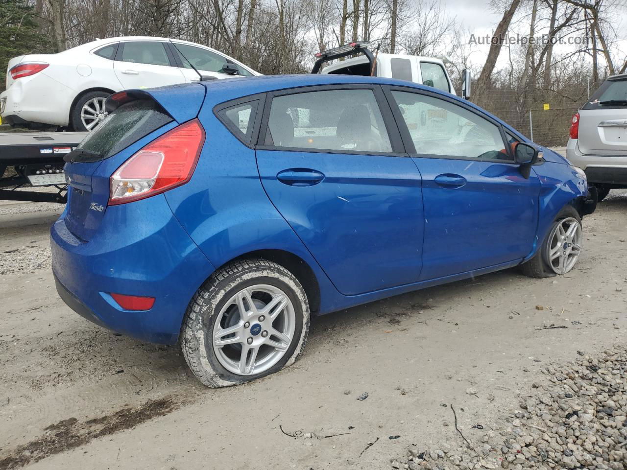 2019 Ford Fiesta Se Blue vin: 3FADP4EJ2KM125271