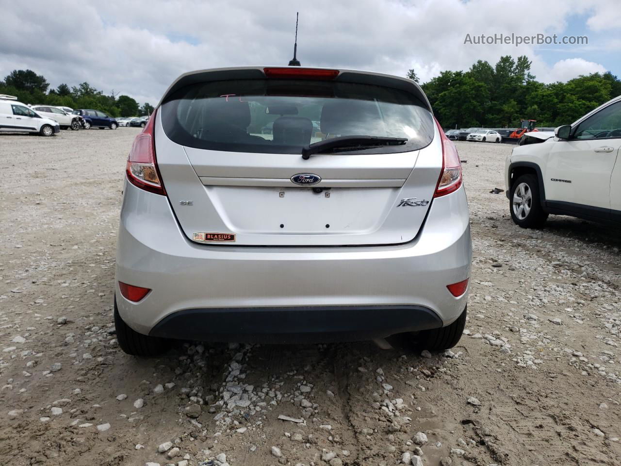 2019 Ford Fiesta Se Silver vin: 3FADP4EJ2KM137159