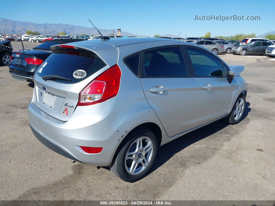 2019 Ford Fiesta Se Silver vin: 3FADP4EJ2KM166130