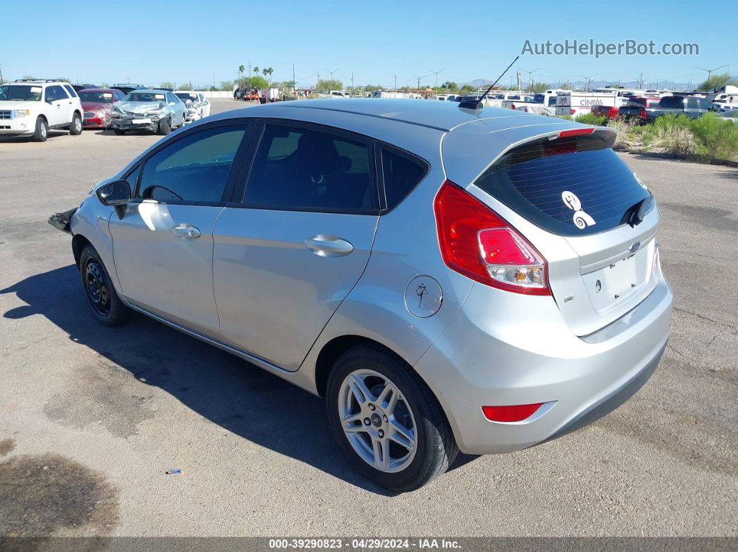 2019 Ford Fiesta Se Silver vin: 3FADP4EJ2KM166130